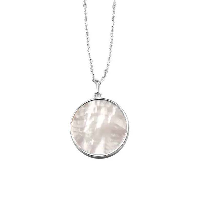 18mm Mother of Pearl Round Pendant Necklace