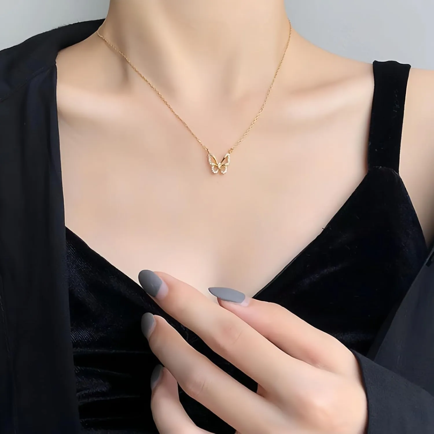 2Pcs Set CZ Butterfly Pendantes Gold And Silver Plated Necklaces For Women Trendy Dainty Non Tarnish 14k Gold 925 Silver Prom Necklace Set Gold Silver Chain Choker Butterflies Charm Necklace For Woman