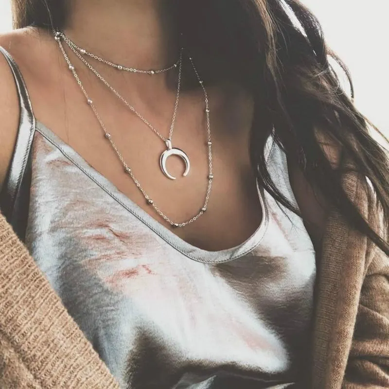 3 Layer Chain Necklace Crescent Moon