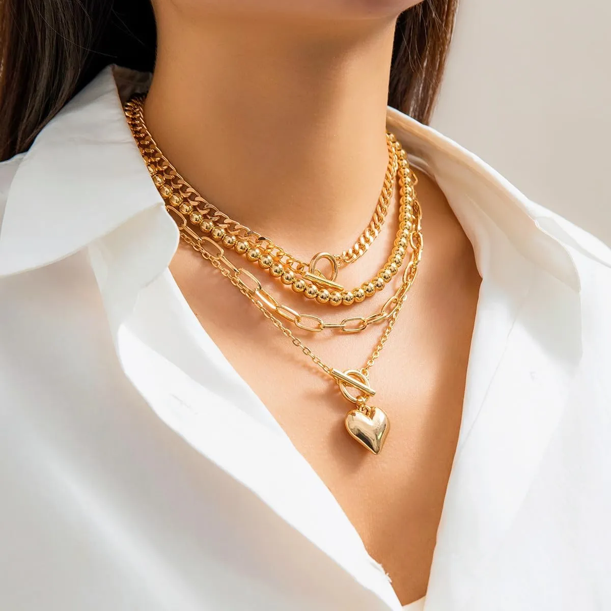 4pcs Layered Gold Necklaces Stack for Women Layered Chunky Gold Necklaces Herringbone Paperclip Chain Necklace Retro Coin Peach Heart Star Pendant Dainty Cuban Chain Toggle Clasp Jewelry Gifts for Women