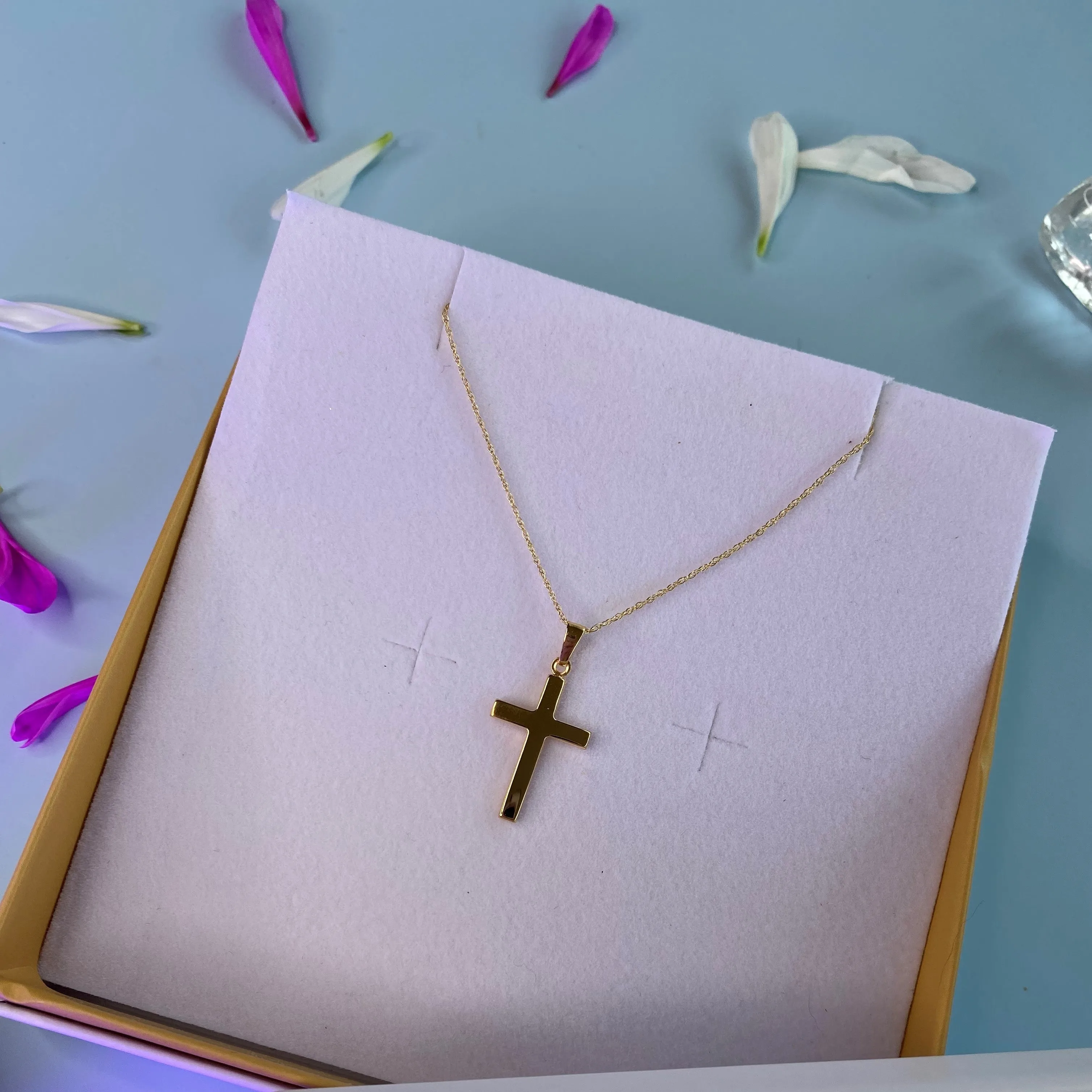 9ct Yellow Gold Solid Cross Pendant