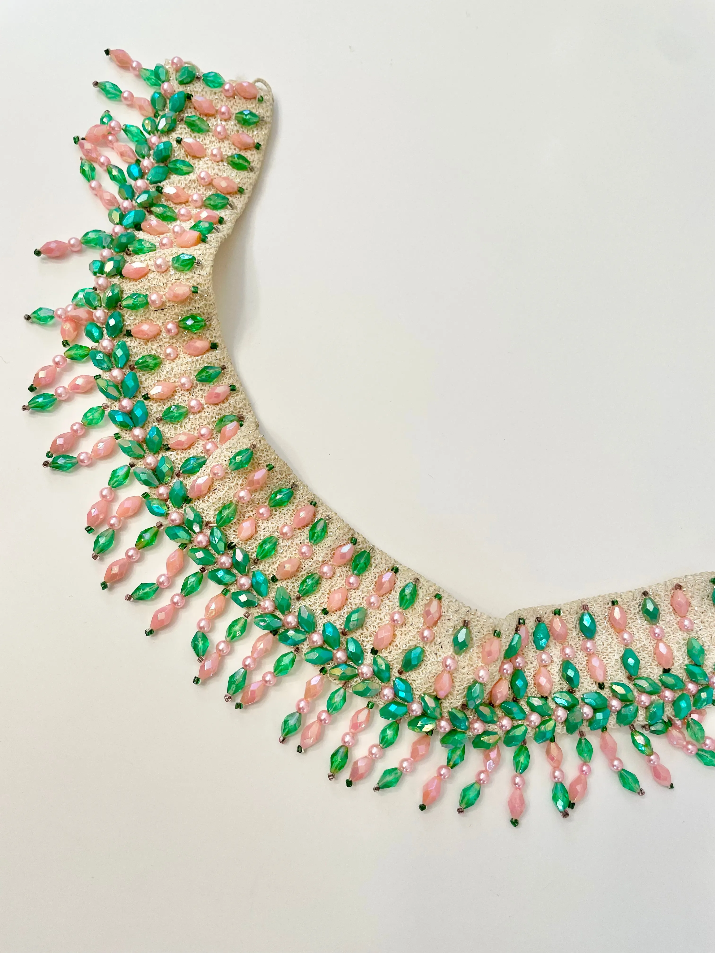 A fabulous 1950's beaded feminine collar.... so elegant