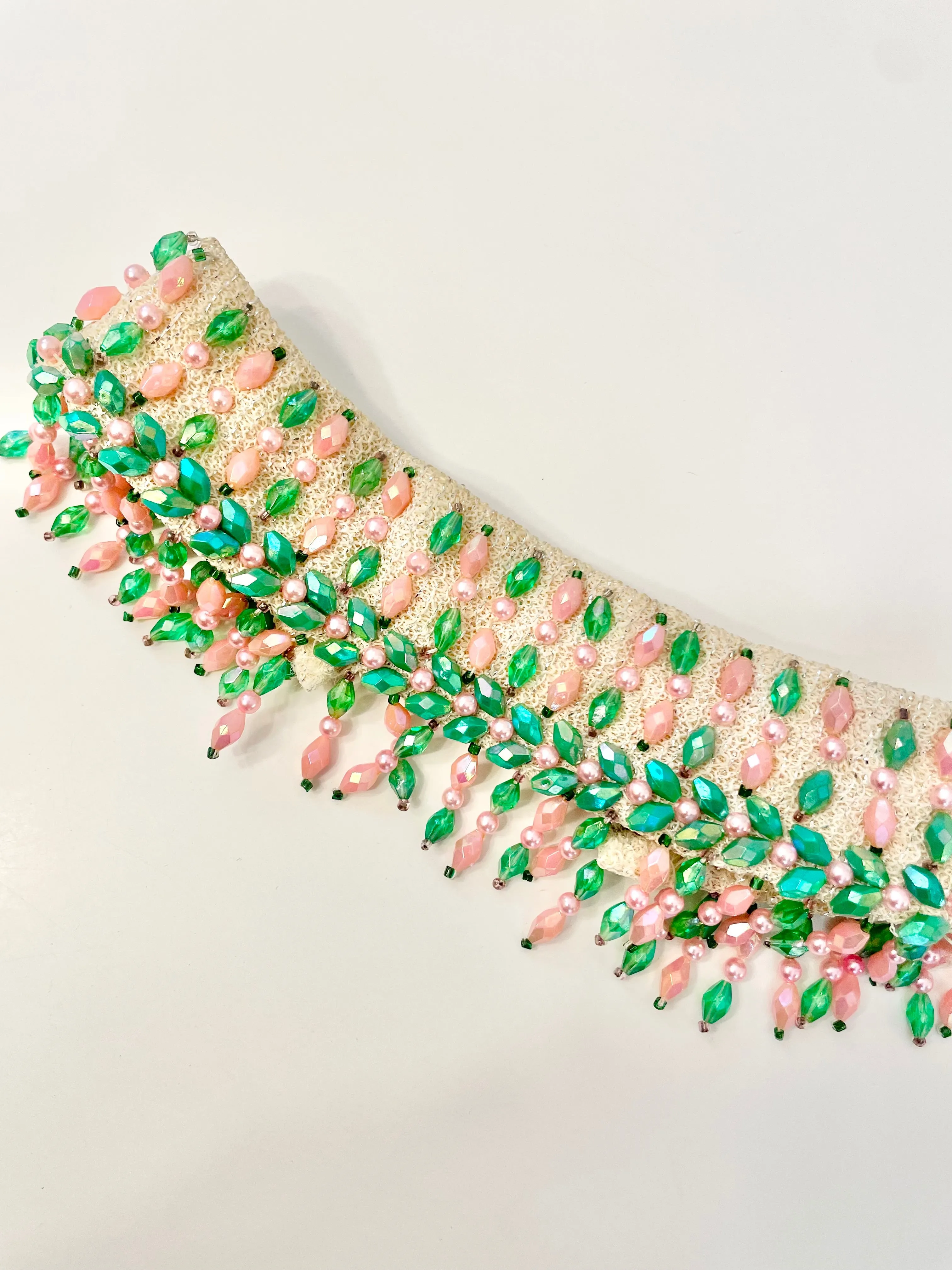 A fabulous 1950's beaded feminine collar.... so elegant