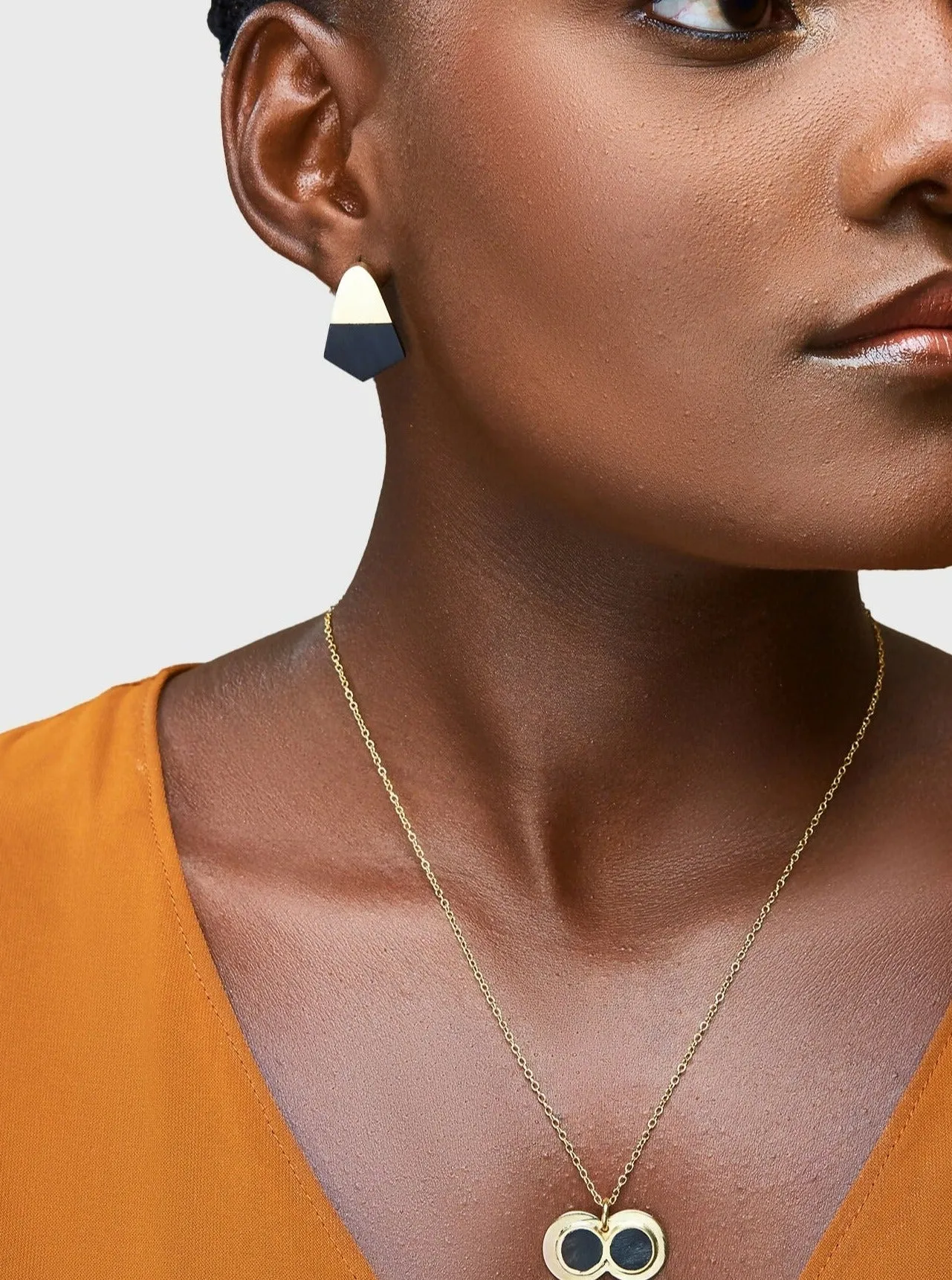 Amelia Earrings & Necklace Set