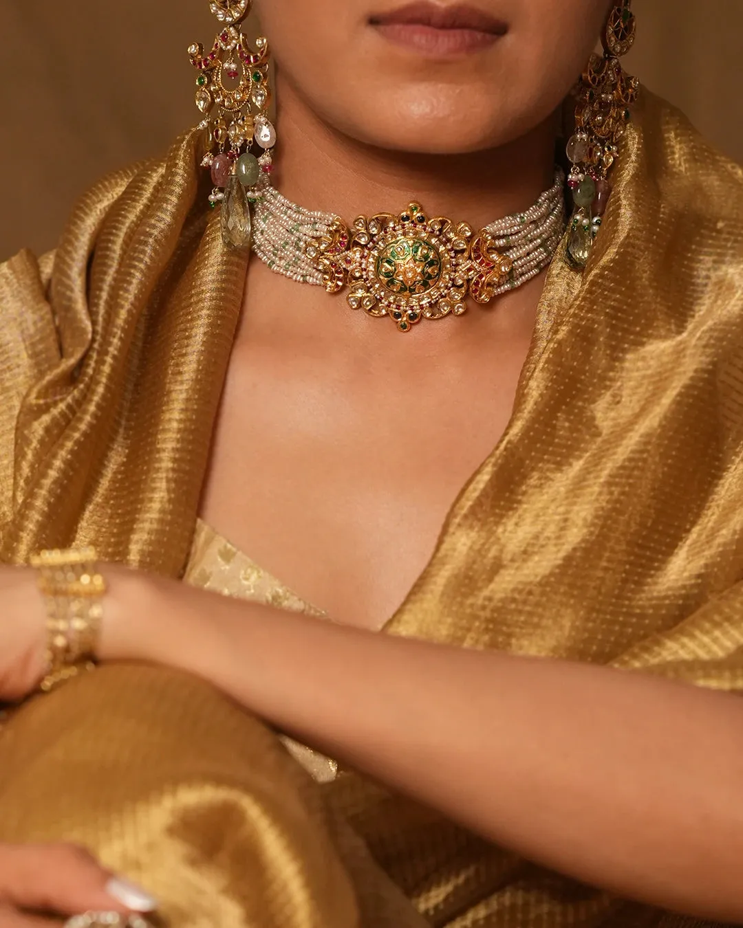 Anahita Choker
