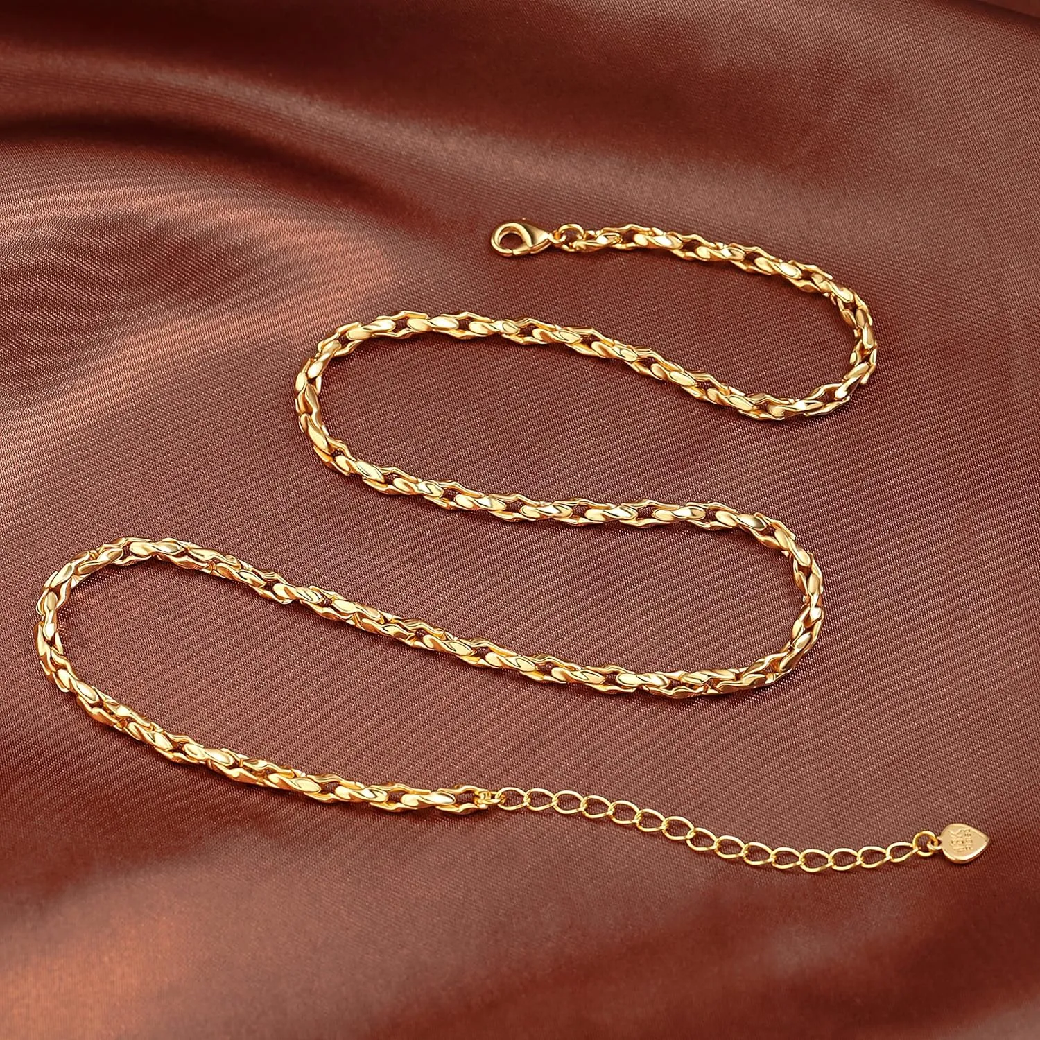 Aobei Pearl 18K Gold Paperclip Chain Choker Satellite Chain Biwa Pearl Pendant Necklace Dainty Jewelry for Women