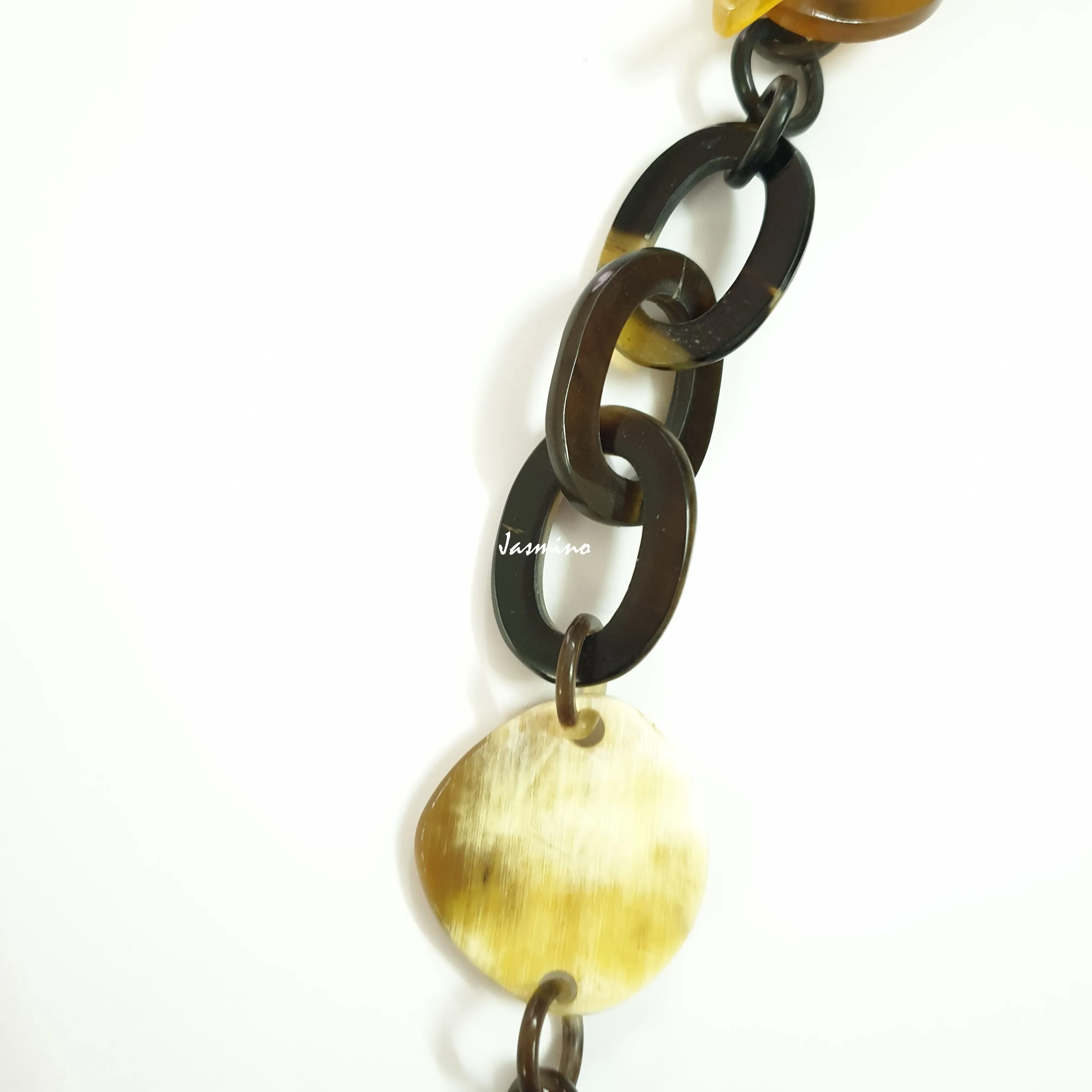 Breathtaking Trendy Necklace J18146, Made by Buffalo Horn and Lacquer