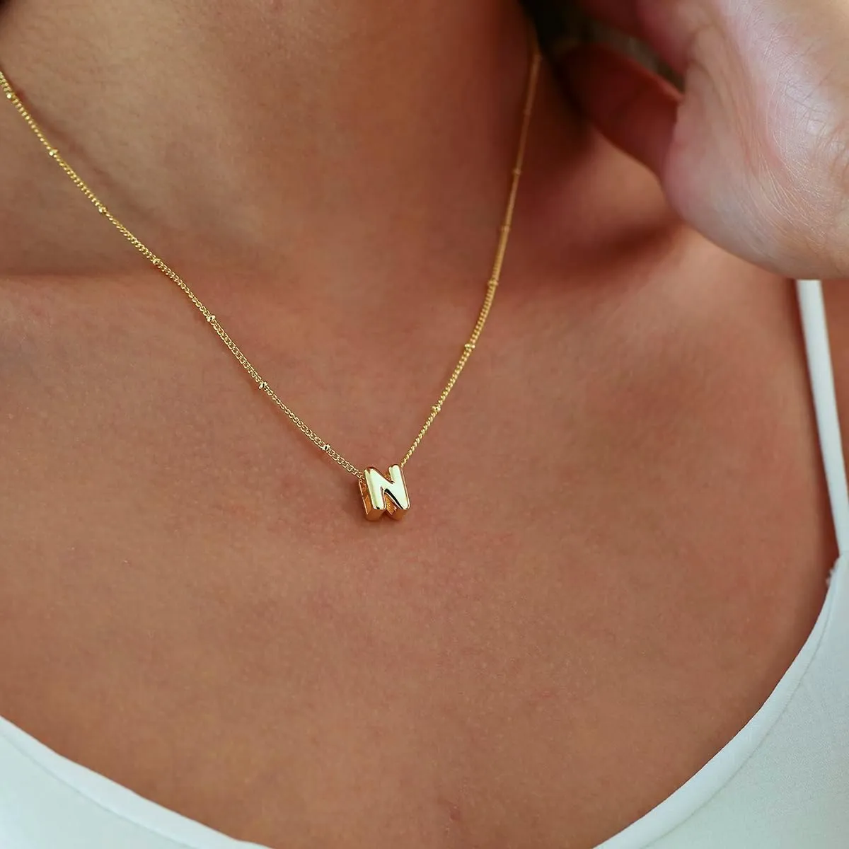 Bubble Letter Necklace Gold, Dainty Initial Necklaces for Women 14K Gold Plated Small A to Z Name Necklace Personalized Simple Initial Pendant Cute Choker Necklaces for Women Trendy Jewelry