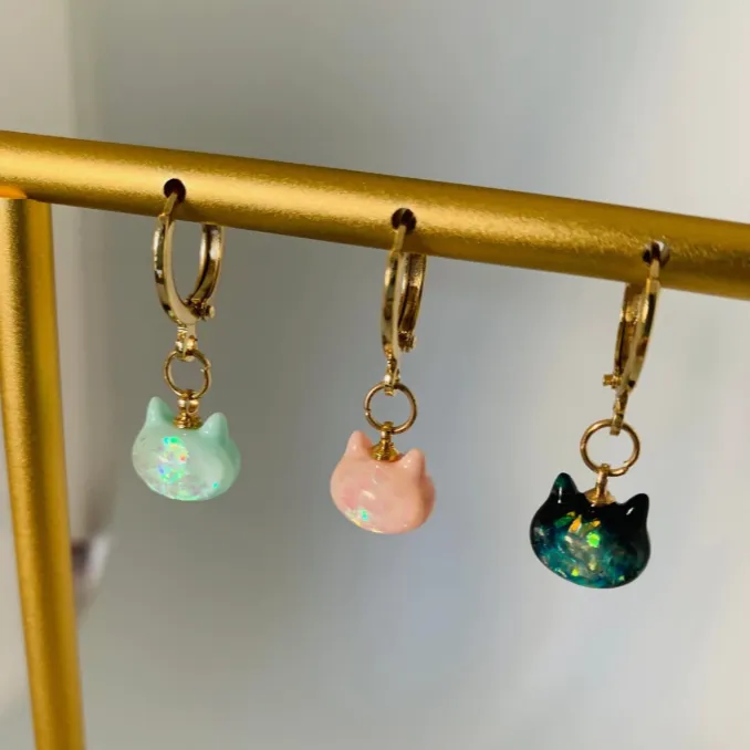 Candy Cat Huggie Earrings – Blue