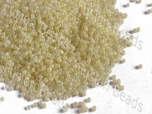 Ceylon Cream Round Rocailles Seed Beads