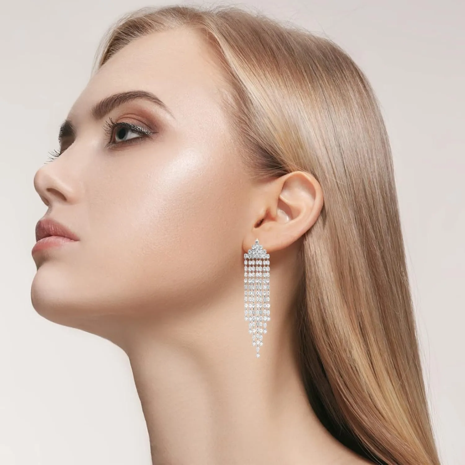 Chandelier Earrings Dangling Rhinestone Prom Earrings for Women Silver Rhinestone Dangle Drop Earrings Cubic Zirconia Crysta Tassel Earrings