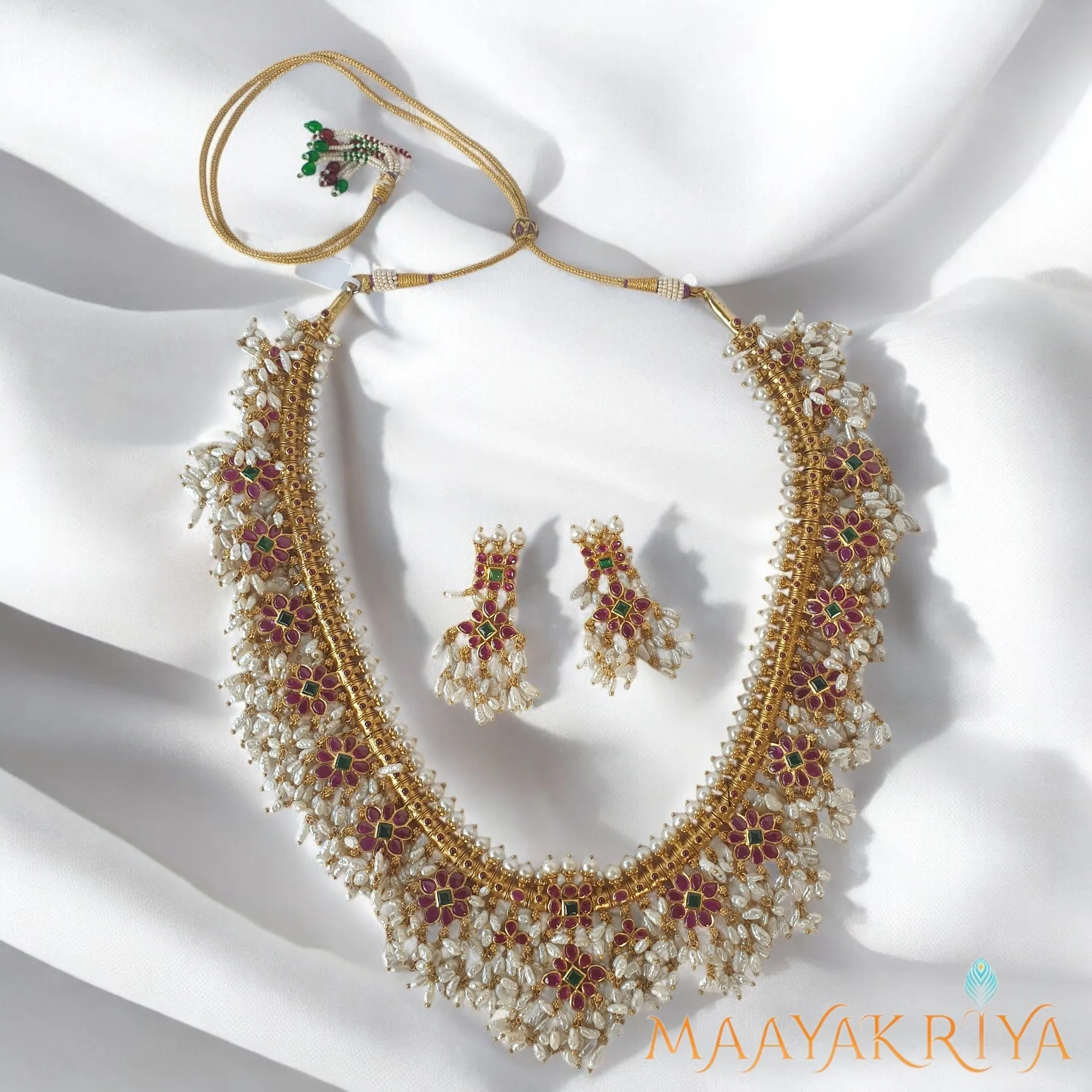 Chandrapushpam Guttapusalu Necklace Set