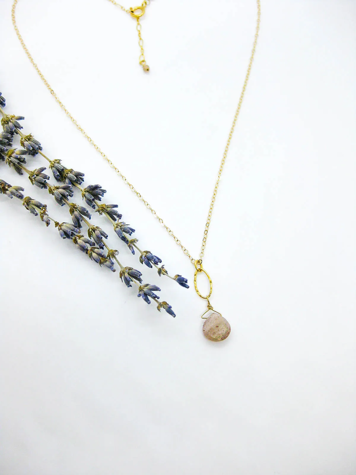 Chrysanthe: Peach Moonstone Necklace - n579