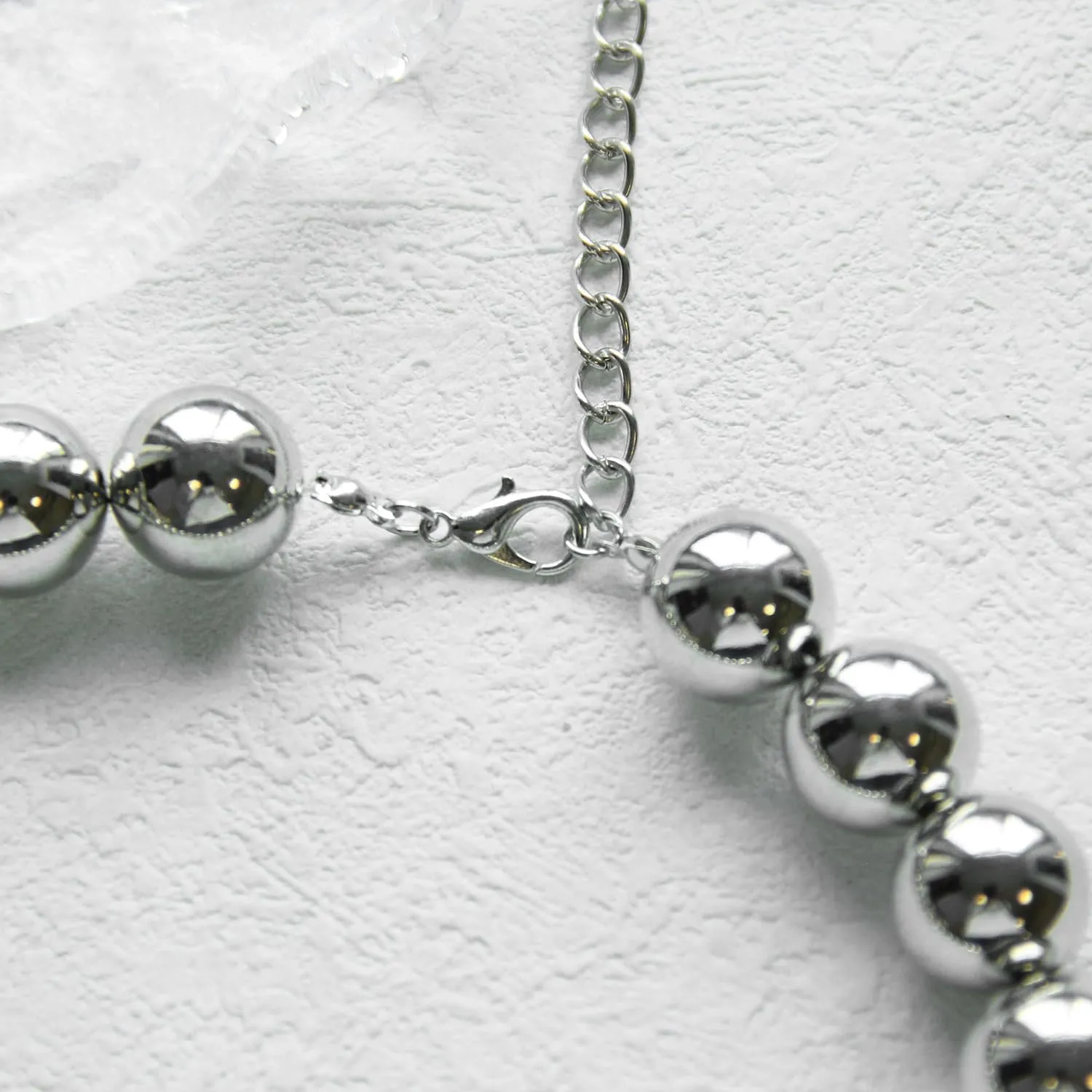Chunky Gold Necklaces for Women Big Pearl Choker Necklace Silver Heart Necklace Y2k Necklace Statement Necklace Pearl Necklaces for Women Trendy Jewelry Gift