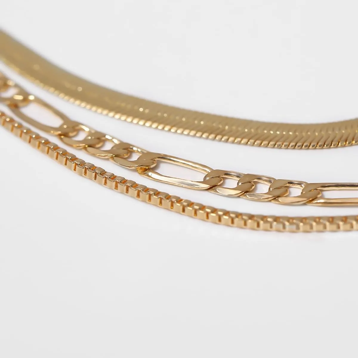 CJIAYUJEW Layered Gold Necklaces for Women, 14K Gold Plated Dainty Herringbone Necklace Gold Chain Choker Necklaces for Women