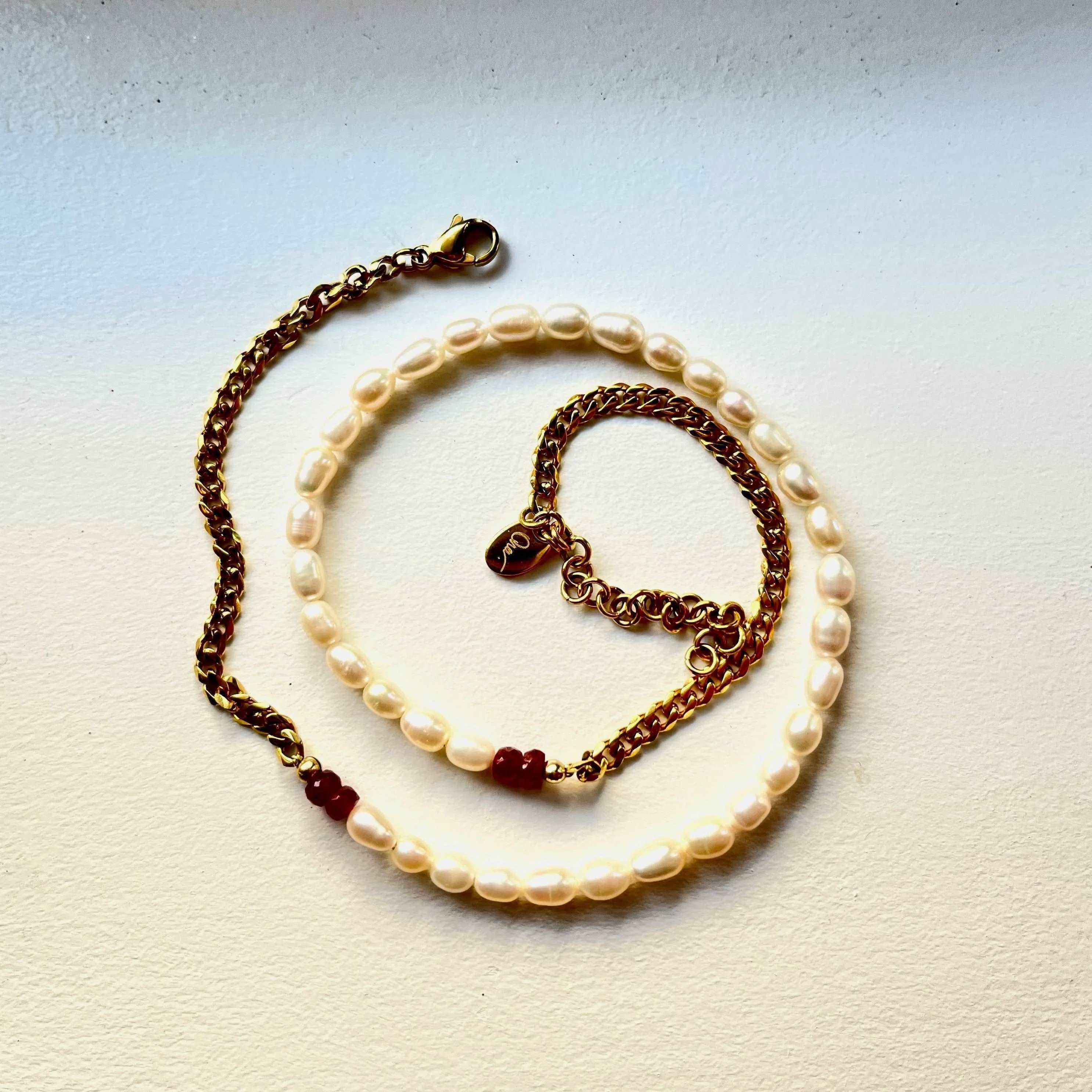 Concha Minis - Pearl Necklaces with Semi Precious Beads