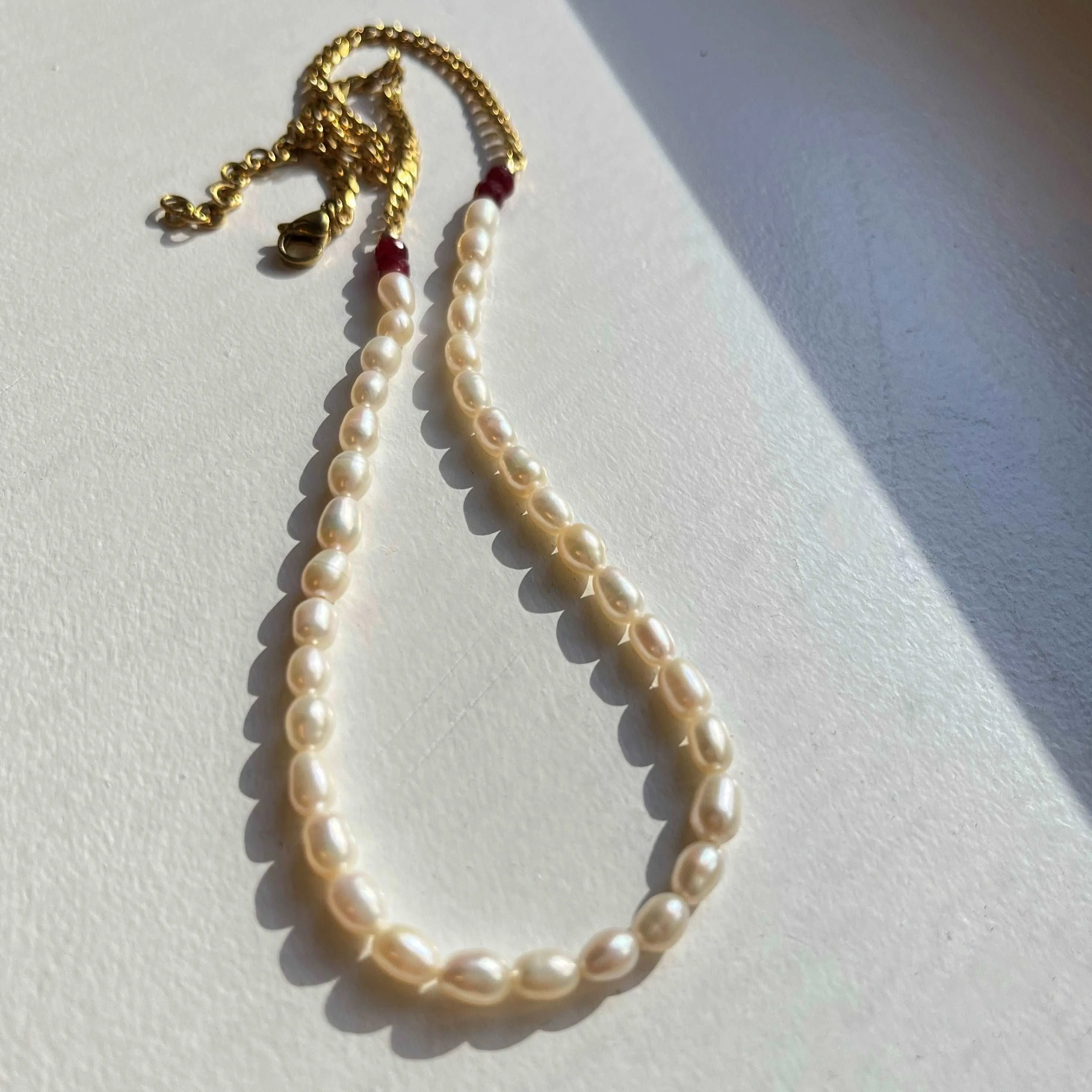 Concha Minis - Pearl Necklaces with Semi Precious Beads