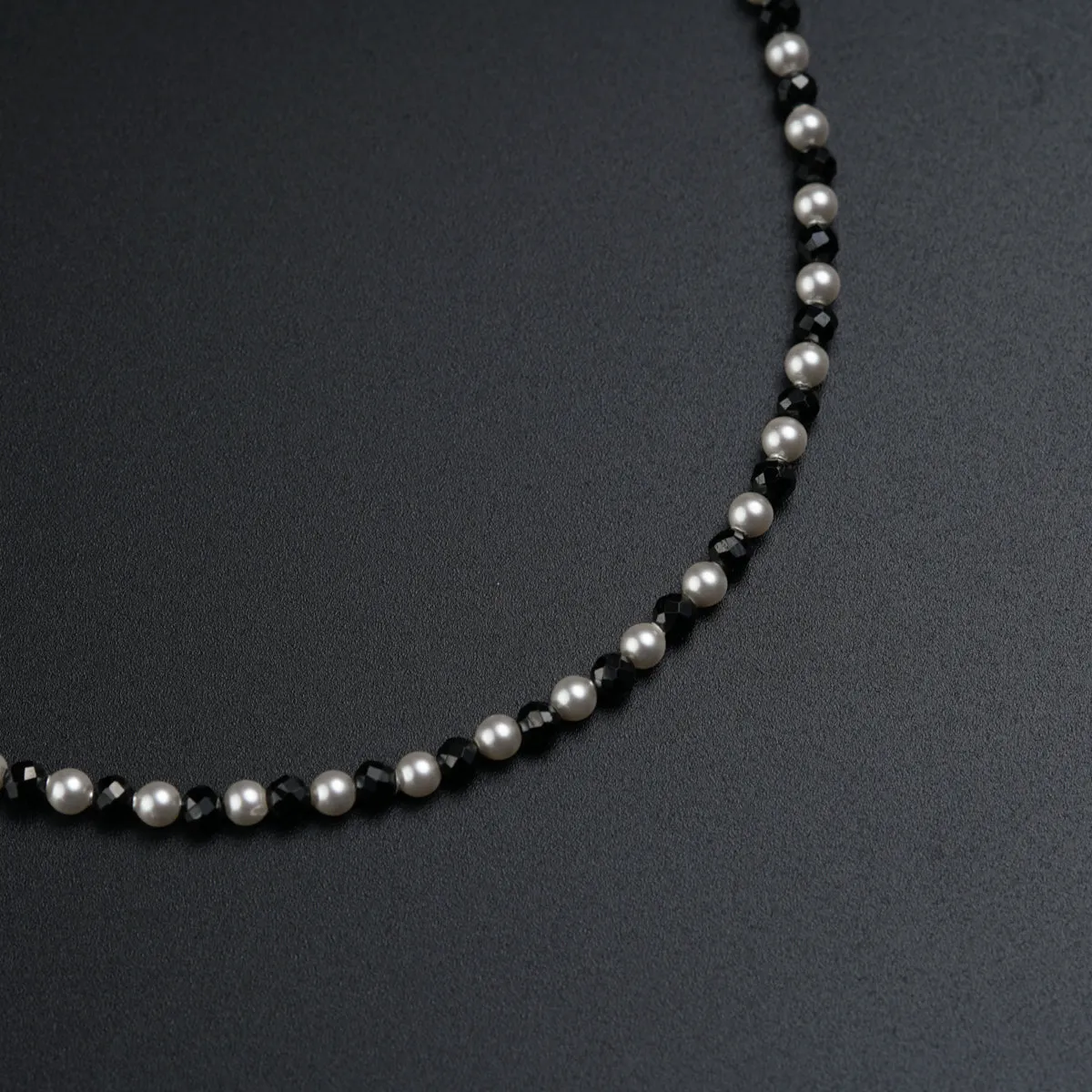 Daily Wear Necklace-Black Spinel and Pearls