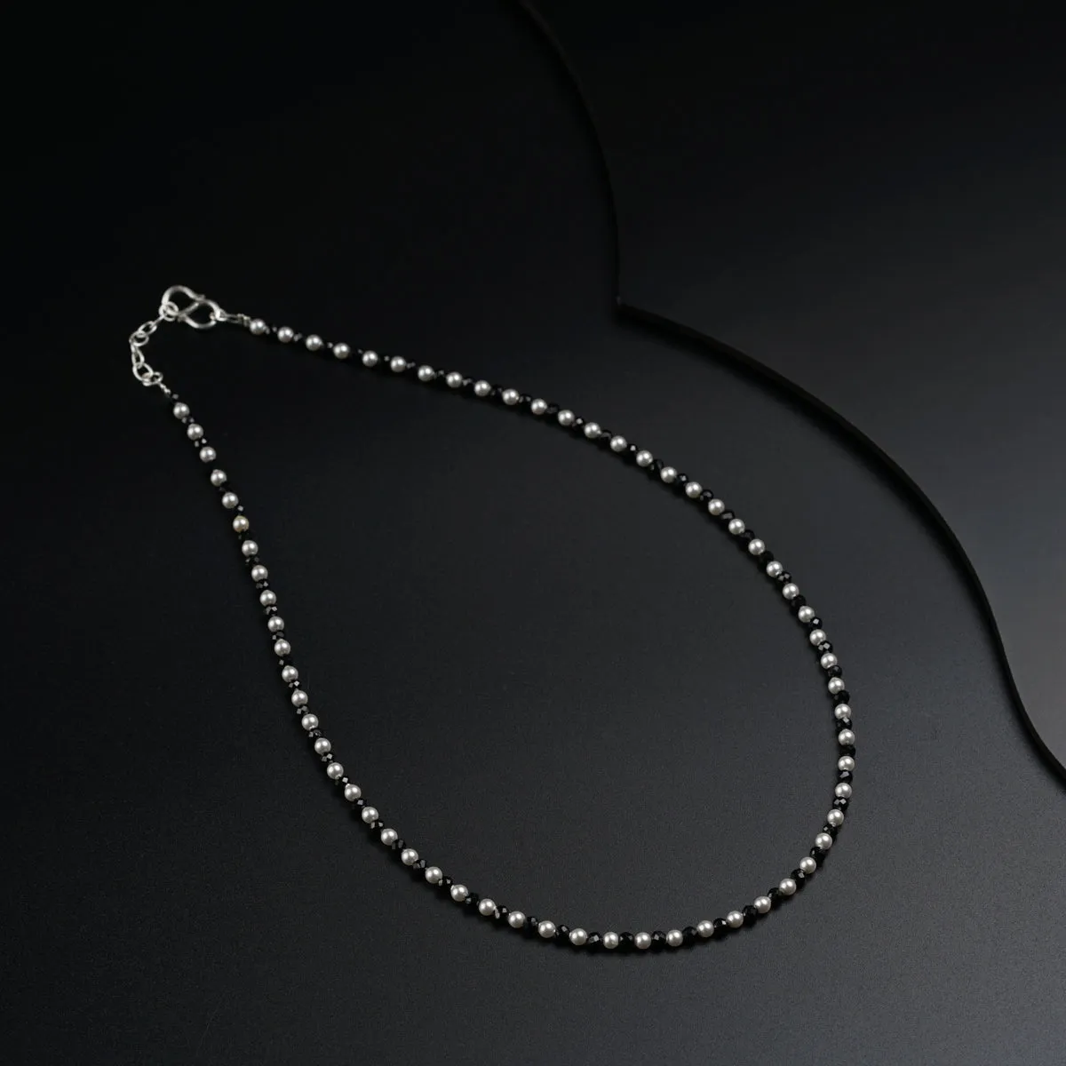 Daily Wear Necklace-Black Spinel and Pearls