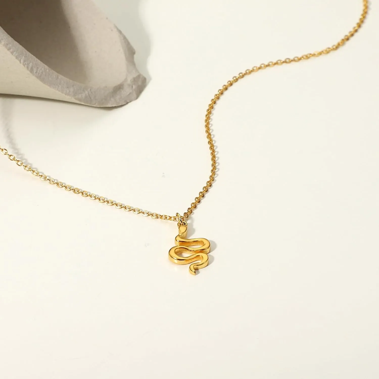 Dainty Gold Pendant Necklace for Women Small Cross Necklace Pearl Necklaces Silver Necklaces
