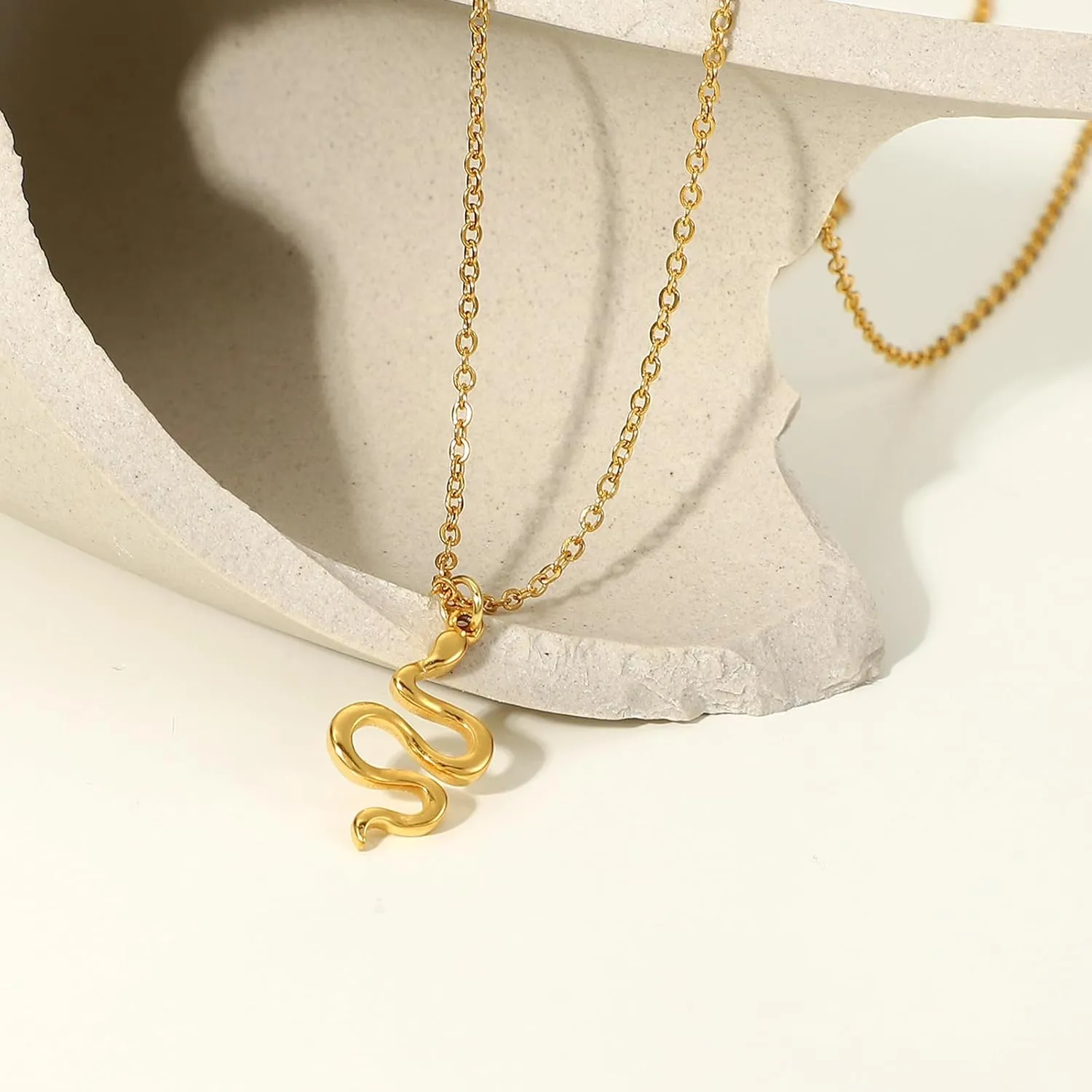 Dainty Gold Pendant Necklace for Women Small Cross Necklace Pearl Necklaces Silver Necklaces
