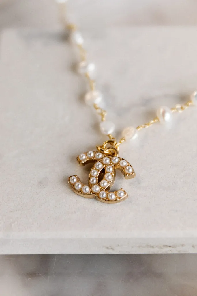 .Designer Pearl Chain W/ Charm