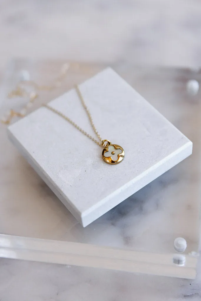 Designer Round Mother of Pearl Charm Necklace