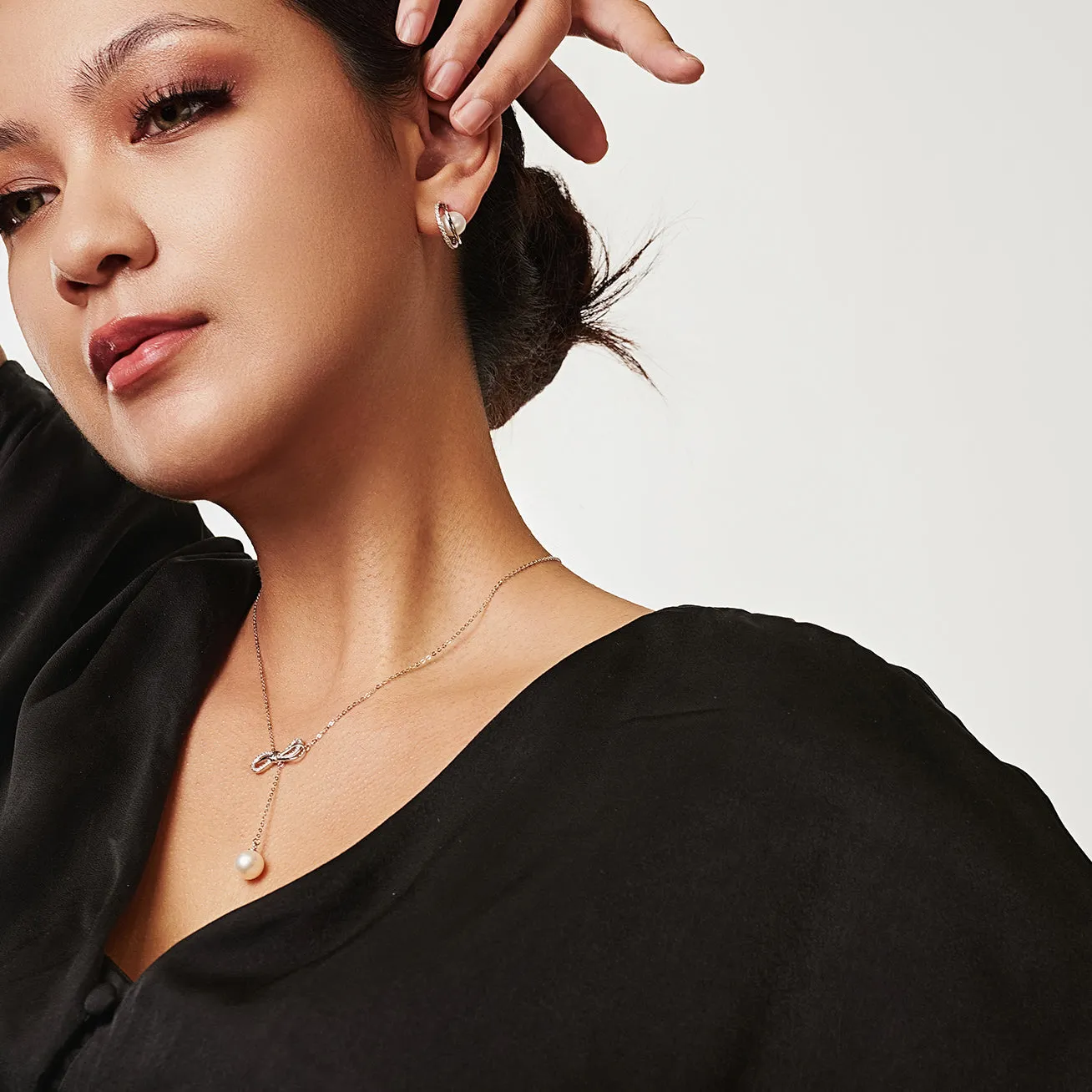 Elegant Freshwater Pearl Necklace WN00055