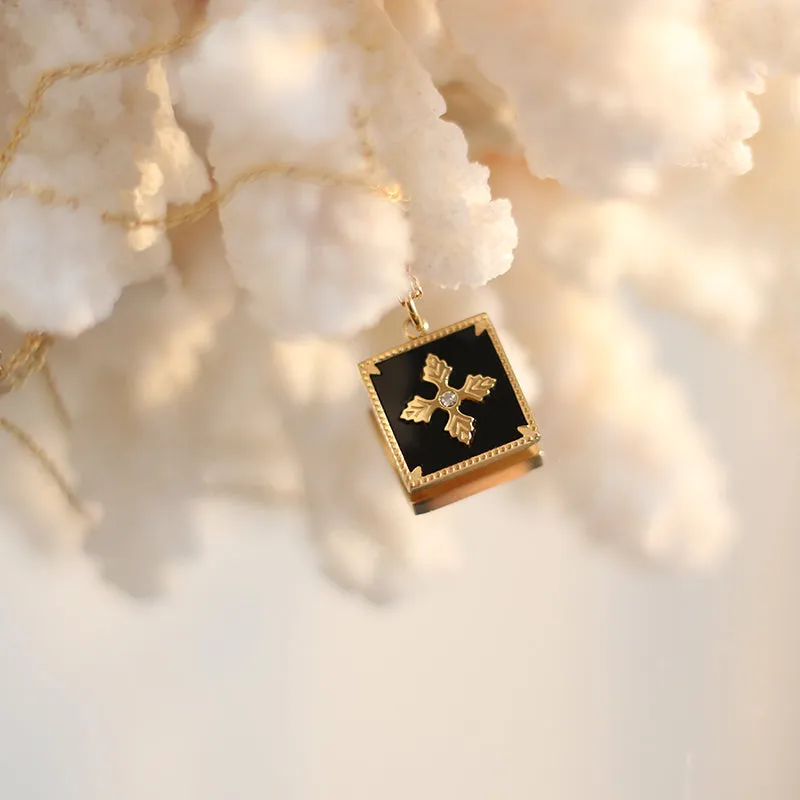 Elegant Gold-Plated Square Pendant Necklace with Embossed Snowflake Design