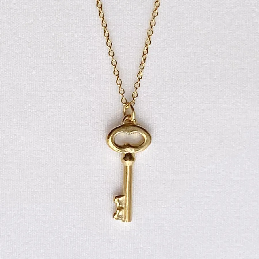 Elsa Necklace
