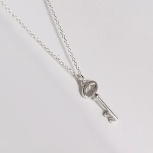 Elsa Necklace