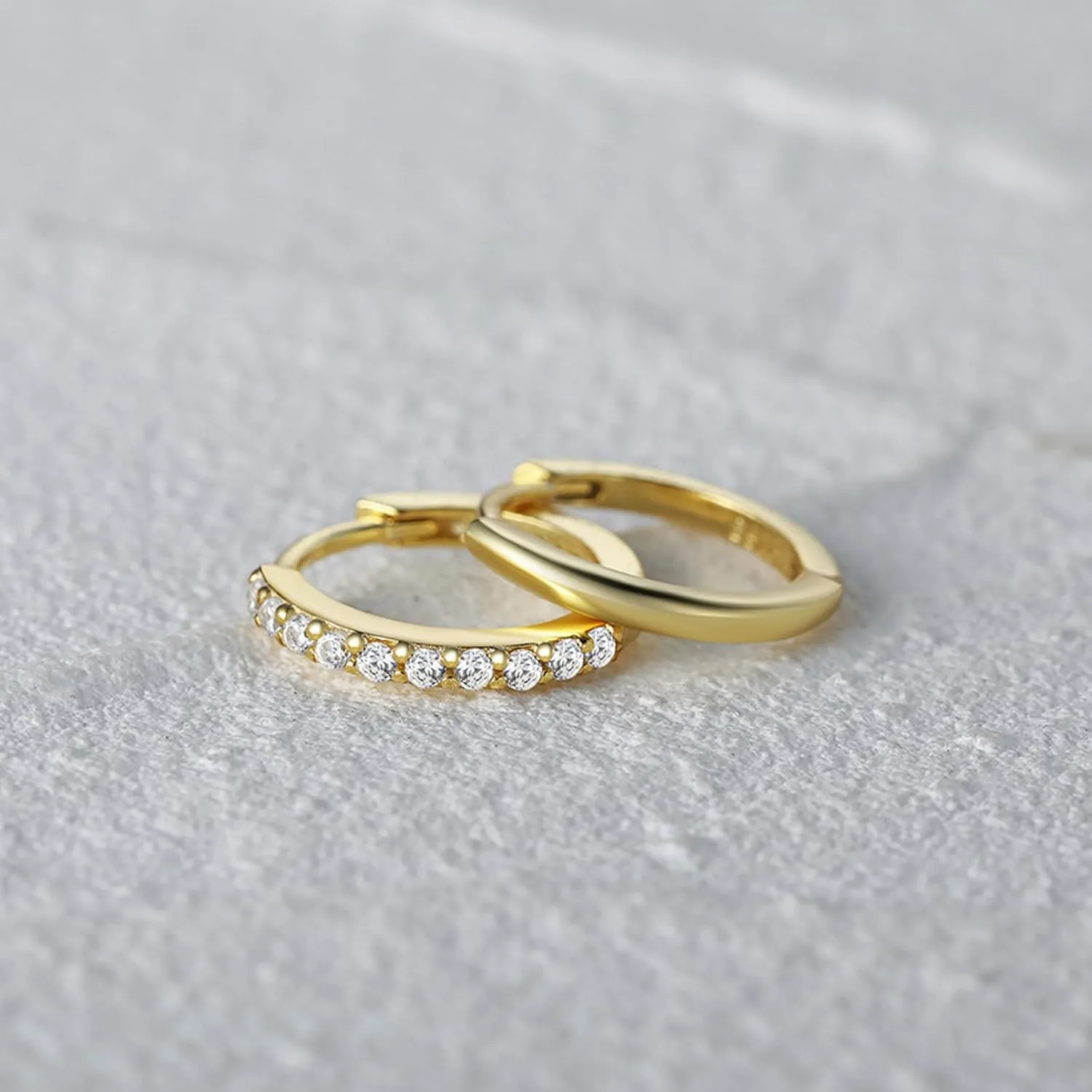 Flat Back Stud Earrings for Women Simple Tiny Circle Triangle Square Bar Stud Earrings Mini Cartilage Tragus Earring Jewelry Gifts