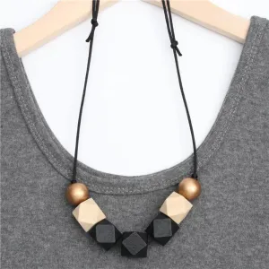 Geometric Natural Wooden Bead Necklace