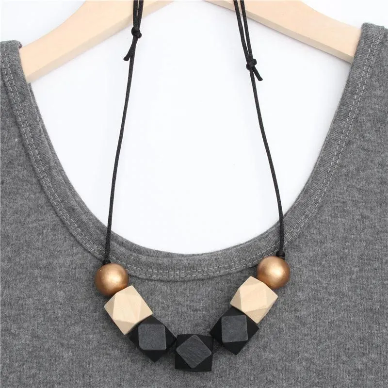 Geometric Natural Wooden Bead Necklace