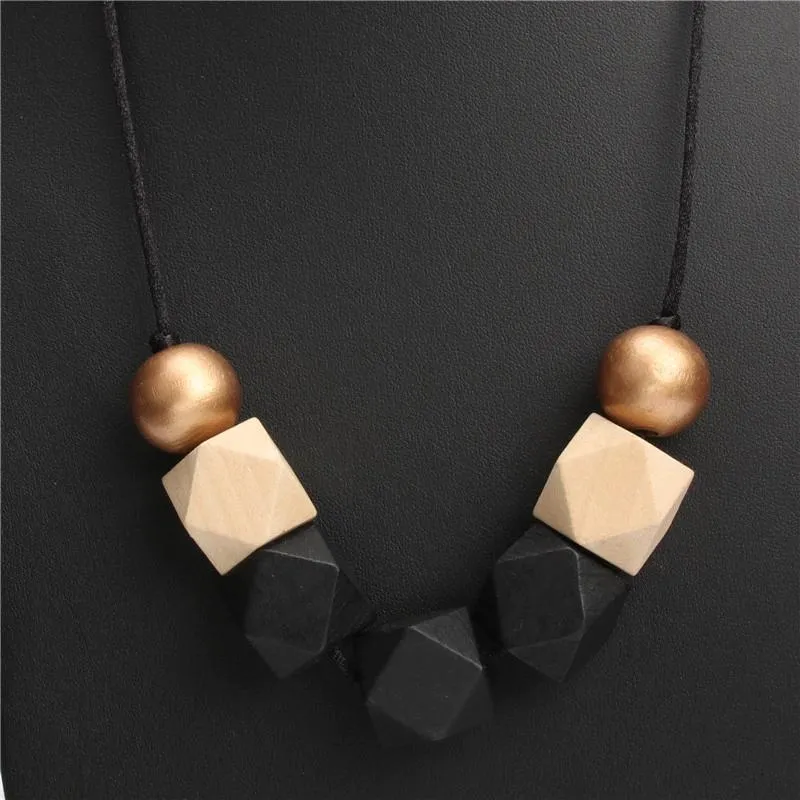 Geometric Natural Wooden Bead Necklace