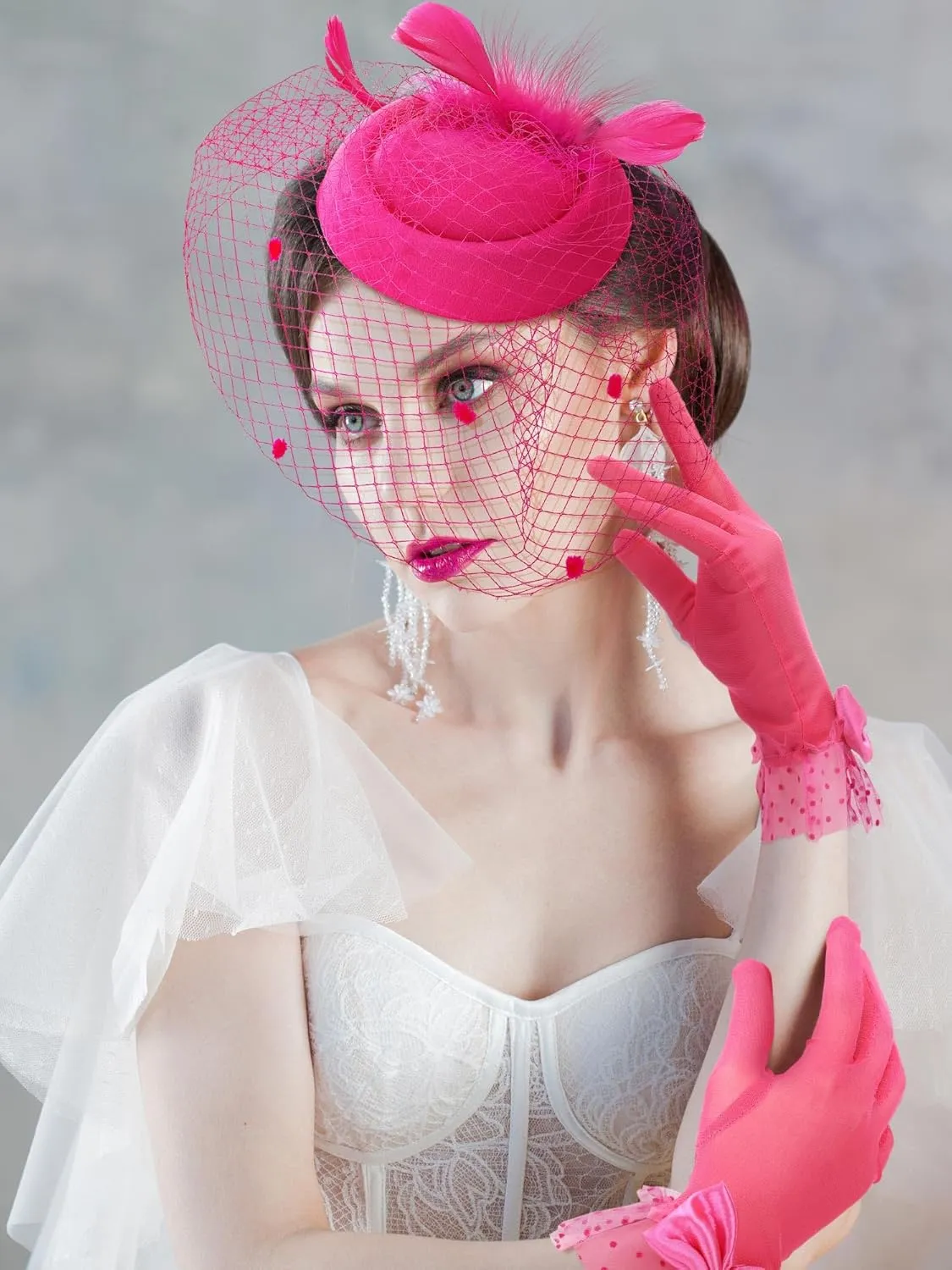 Geyoga 50s Fascinators Hat for Women 20s Feather Pillbox Hair Clip Funeral Tea Party First Communion Headpiece and Lace Glove