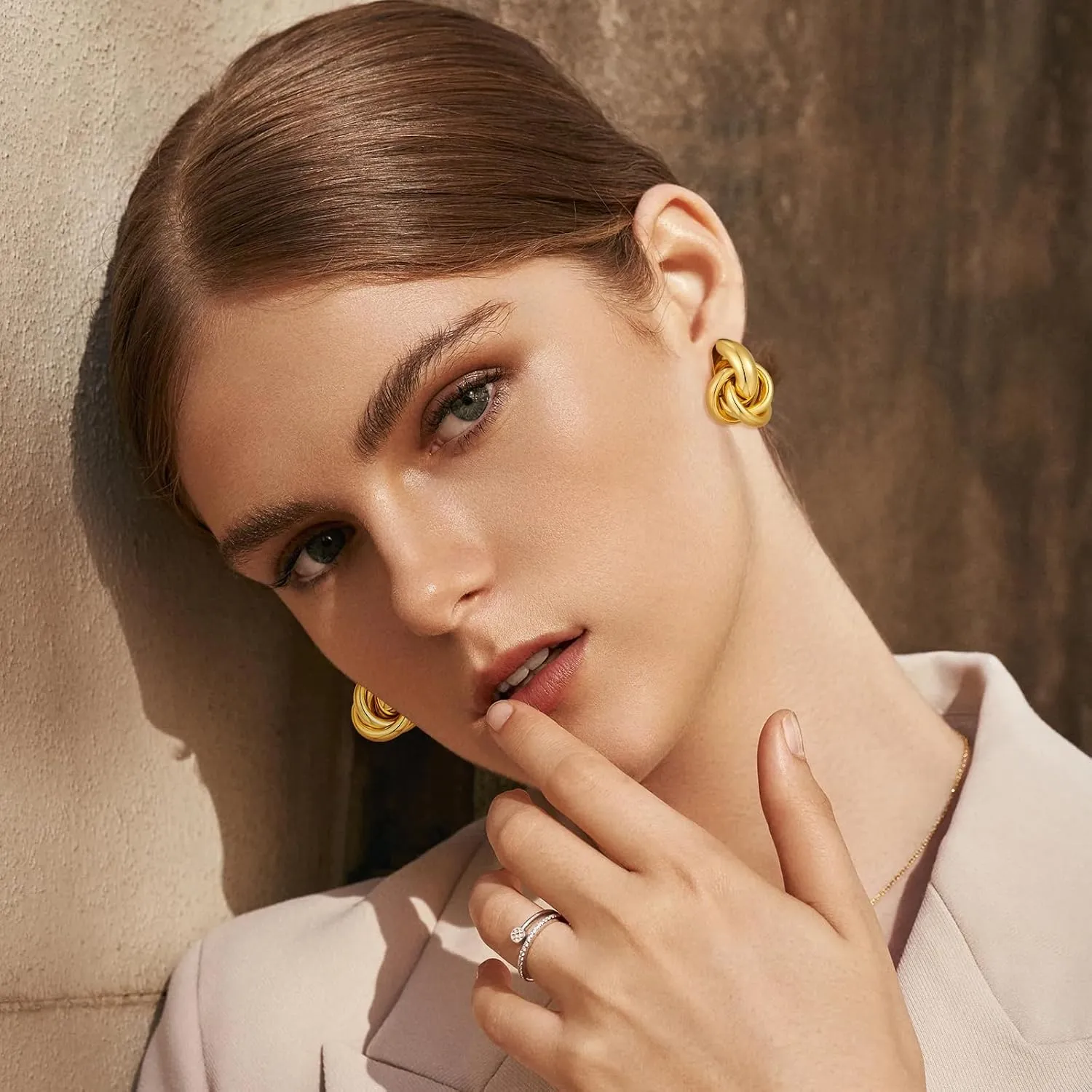 Gold Geometric Clip On Earrings for Women 18K Chunky Gold Knot Link Clip Earrings Trendy Jewelry
