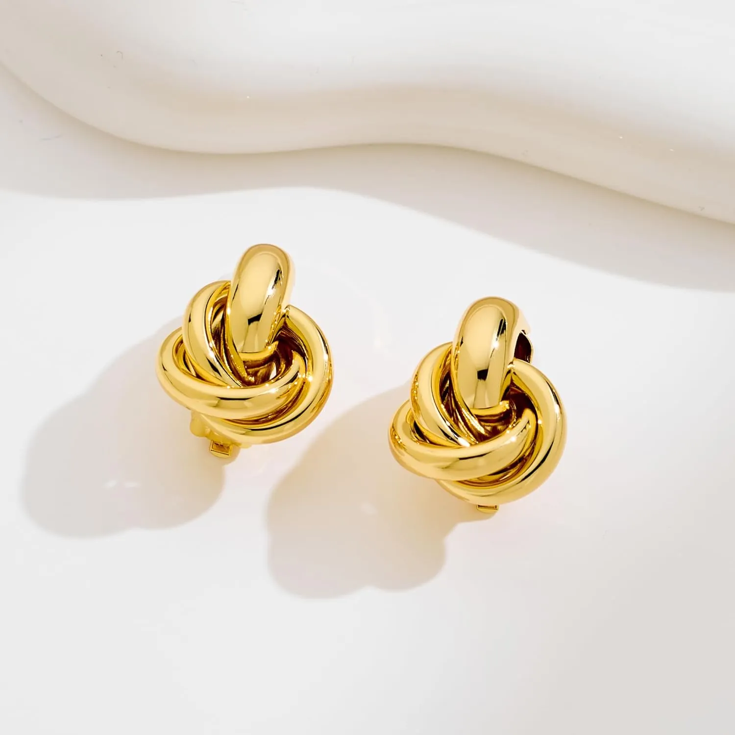 Gold Geometric Clip On Earrings for Women 18K Chunky Gold Knot Link Clip Earrings Trendy Jewelry