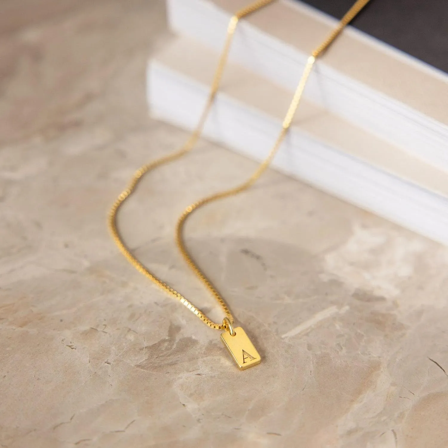 Gold Initial Necklaces for Women, Dainty Trendy Gold Letter Necklace 14k Gold Pendant Necklace Cute Choker Necklace Simple Personalized Name Necklace Gold Jewelry Necklace for Gift