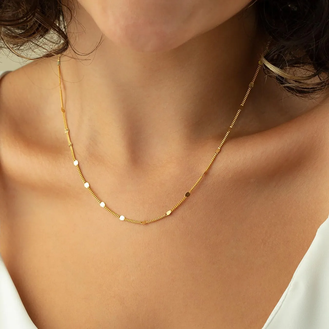 Gold Necklace for Women- 18K Dainty Choker Necklace for Women Simple Gold Necklaces Shining Dots Box Chain Sparkle Necklaces Cute Paperclip Link Herringbone Trendy Jewelry