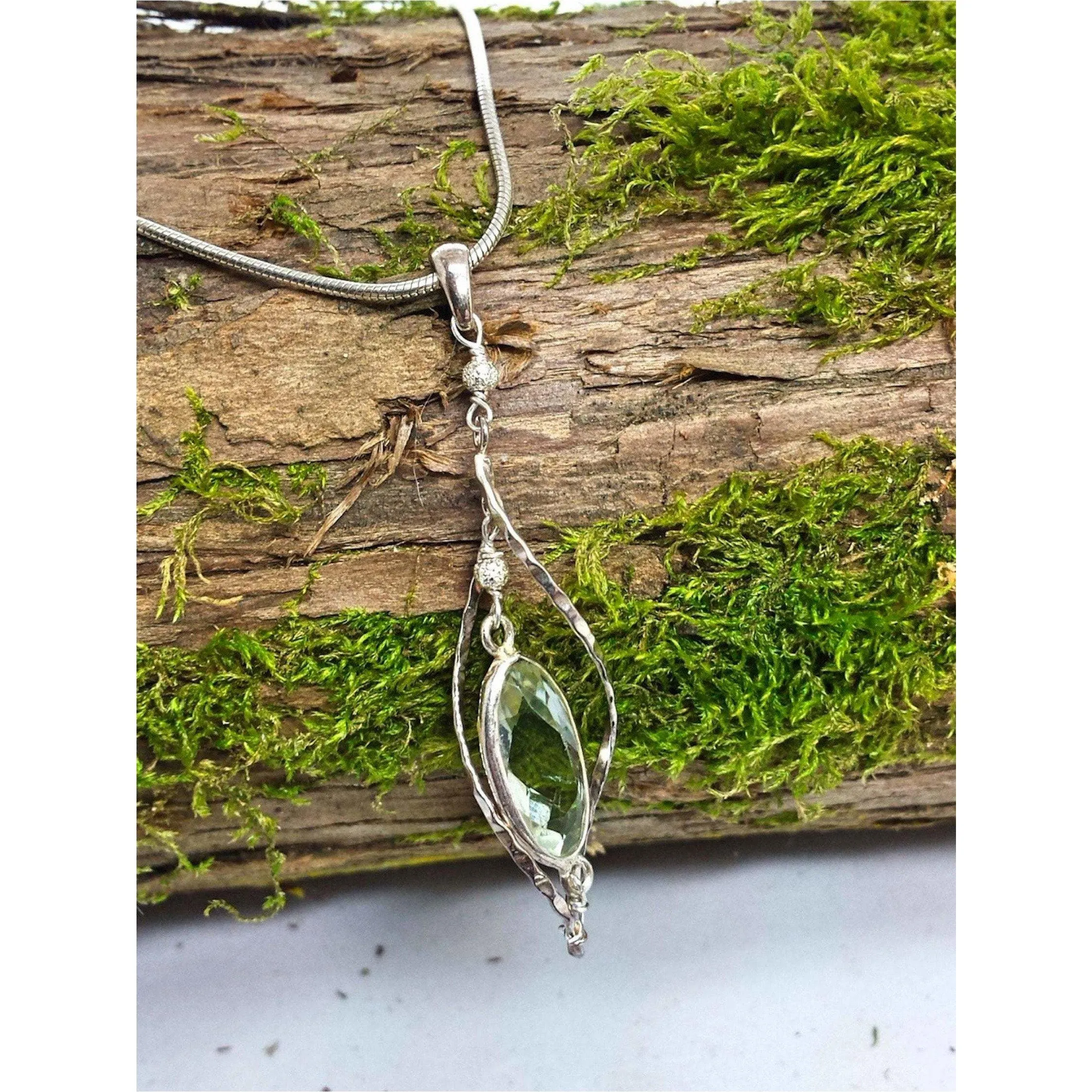 Green amethyst twist pendant