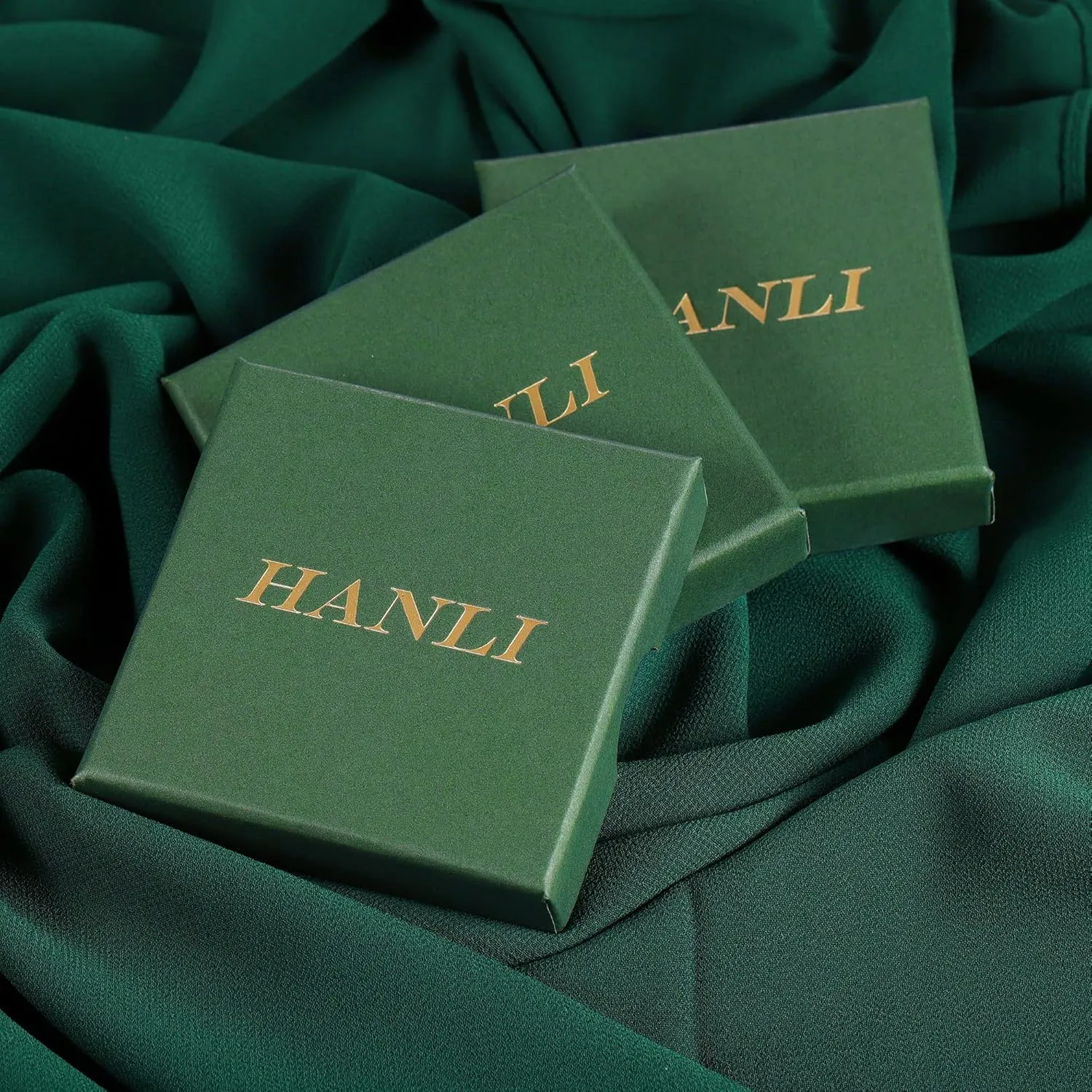 HANLI Layered Necklaces for Women 14K Gold Plated Dainty Layer Paper Clip Herringbone Necklaces Simple Satellite Box Chain Necklace Minimalist Everyday Jewelry