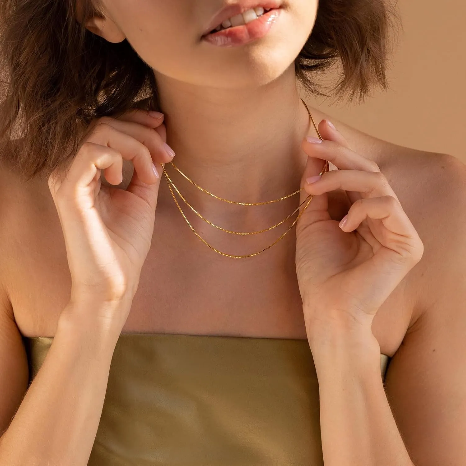 HANLI Layered Necklaces for Women 14K Gold Plated Dainty Layer Paper Clip Herringbone Necklaces Simple Satellite Box Chain Necklace Minimalist Everyday Jewelry