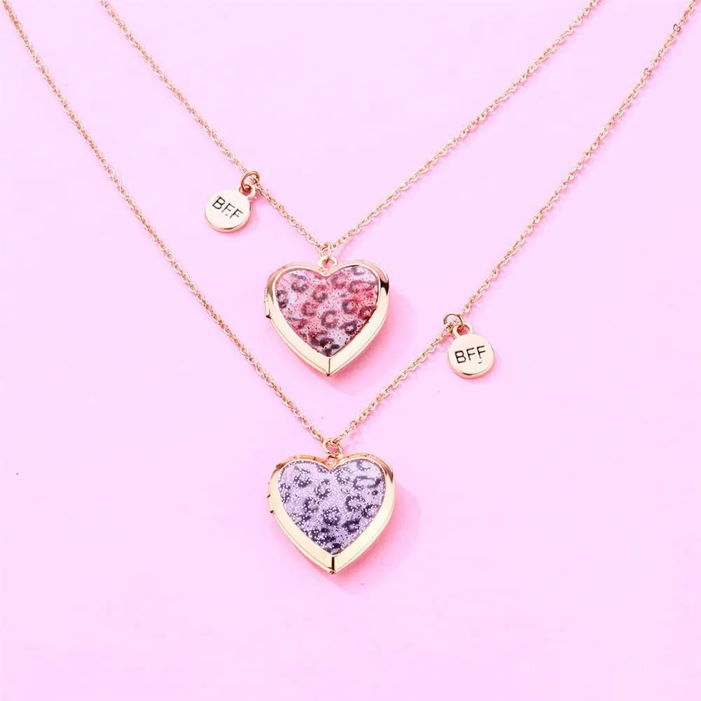 Heart Locket Necklace for Women Men Geometric Heart Photo Picture Necklace for Couples BFF Best Friends Neclace Jewelry 2Pcs