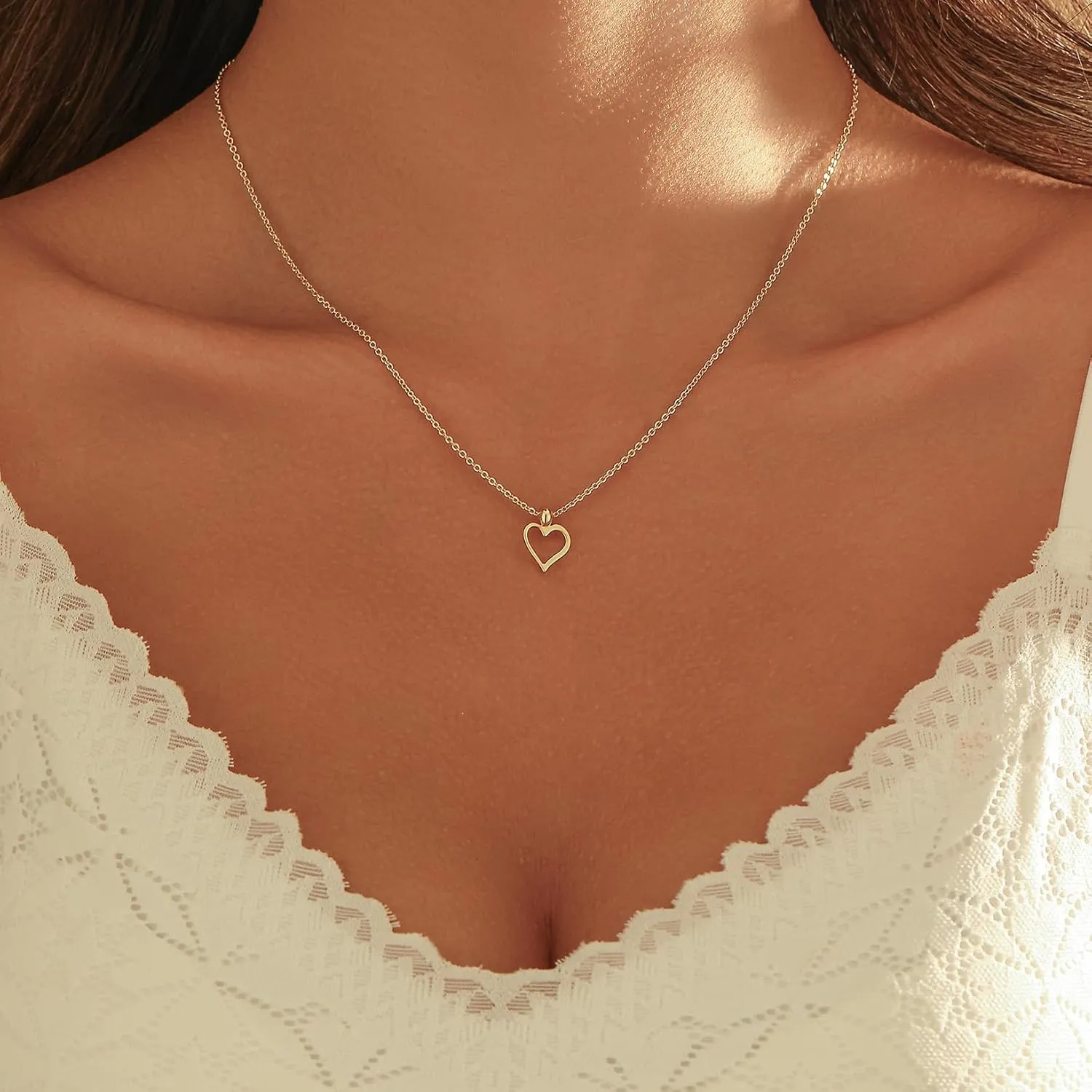 Heart Necklace - Dainty 14K Gold Necklaces for Women Trendy Small Heart Pendant Simple Choker Neckace Gold Jewelry for Women Gifts