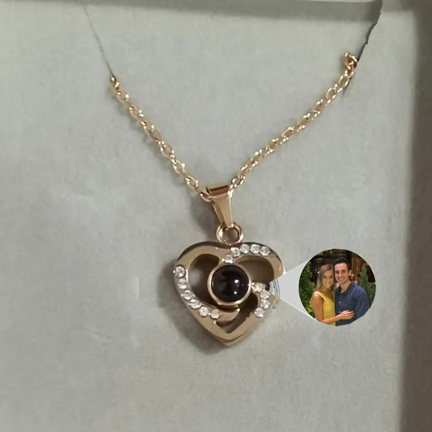 Heart Picture Necklace Personalized Photo Necklaces with Picture Inside Heart Shaped Pendant Memorial Necklace for Her Girlfriend Mom Wife Women S925 Silver Romantic Colorful Photo Projection Necklace Heart Shaped Pendant Necklace 14
