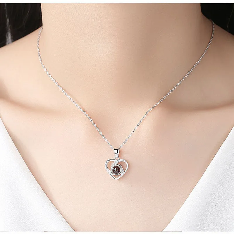 Heart Picture Necklace Personalized Photo Necklaces with Picture Inside Heart Shaped Pendant Memorial Necklace for Her Girlfriend Mom Wife Women S925 Silver Romantic Colorful Photo Projection Necklace Heart Shaped Pendant Necklace 14