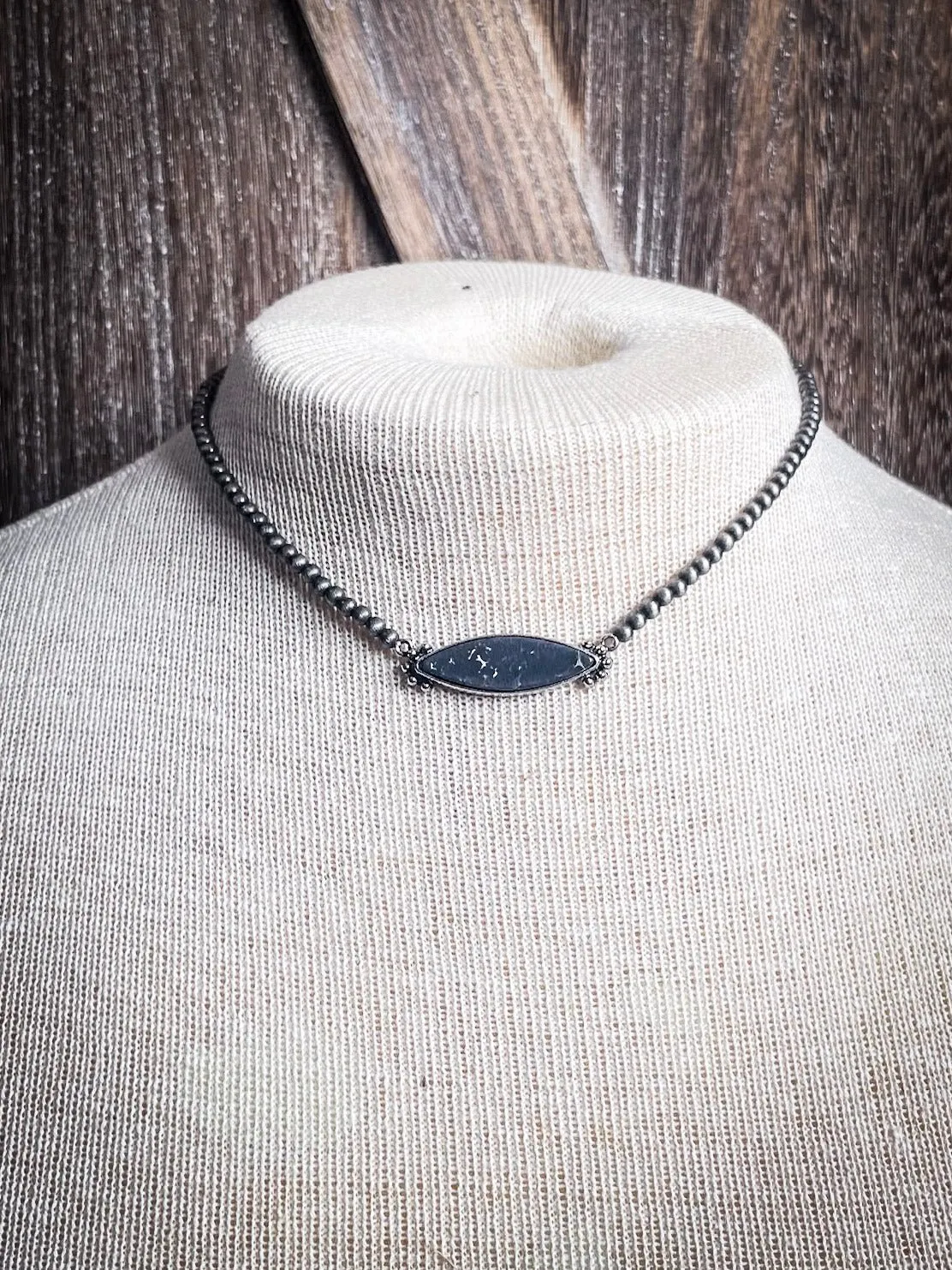 Hexi Choker Necklace