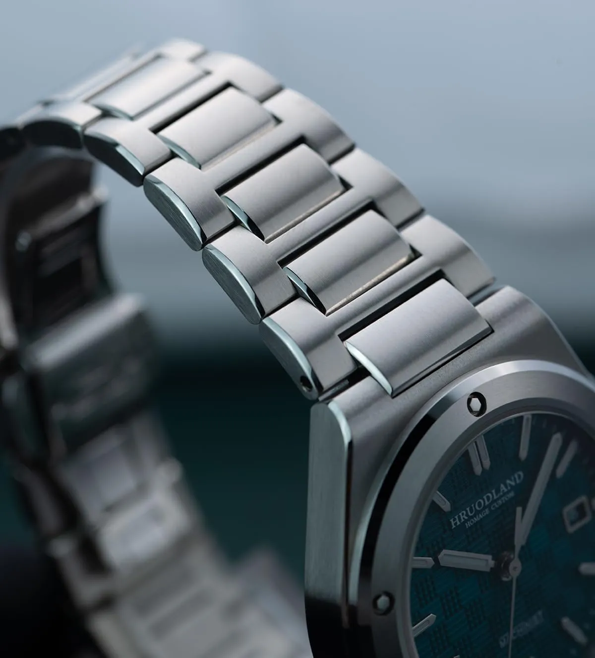 Hruodland F024 Retro Men Classic Dress Watches PT5000 Automatic Mechanical Stainless Steel Diving Wristwatches