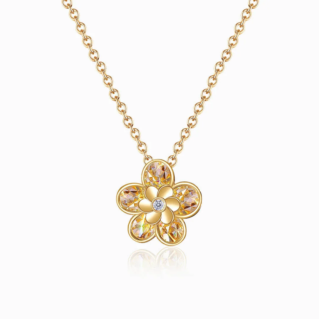 Illusion Setting Floral Small Diamond Necklace